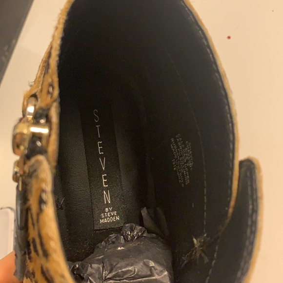 Steven by Steve Madden Genuine Calf Hair Leopard Print Buckle Boots - Picture 8 of 10